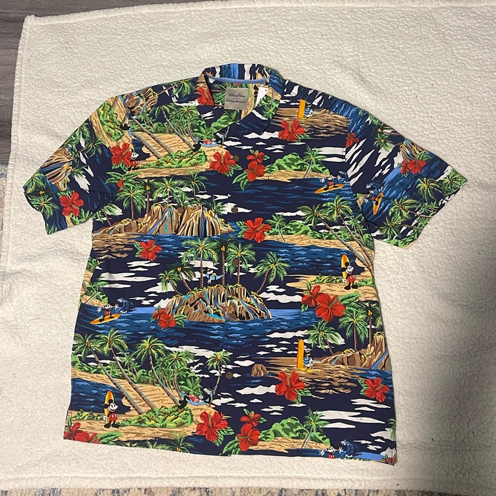 Disney Men’s Tommy Bahamas Shirt
